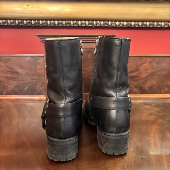 Harley Davidson Women's Black Leather Harness Boots Size 7 Moto Biker Zip - Picture 3 of 9